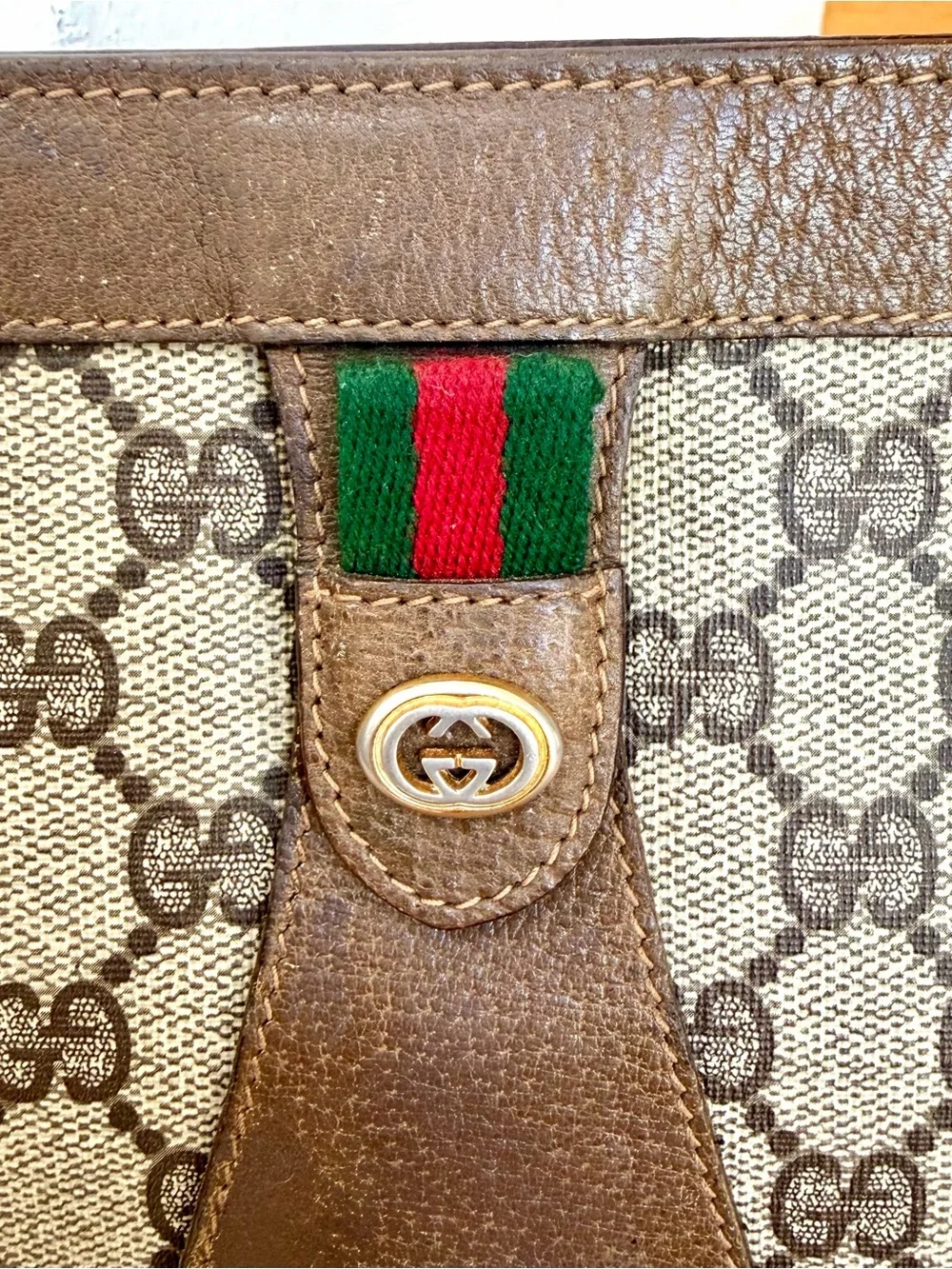 Gucci Authentic Vintage Monogram Sherry Line Clutch / Crossbody Bag